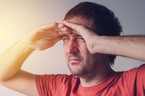 Jak UV záření škodí očím?